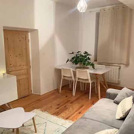 Le Petit Cocon Nimois Apartment Nimes Exterior photo